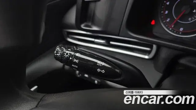 Hyundai The New Avante Hybrid 2022 — Photo 7/21