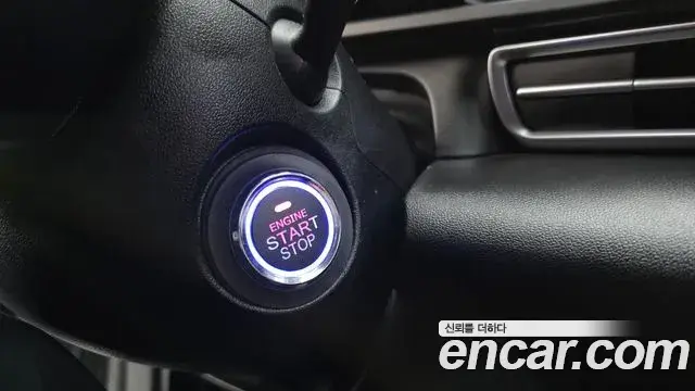 Hyundai The New Avante Hybrid 2022 — Photo 6/21