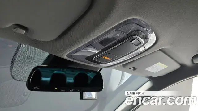 Hyundai The New Avante Hybrid 2022 — Photo 21/21