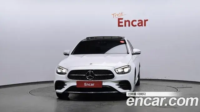 Mercedes-Benz E-Class 2021 — Фото 2/20