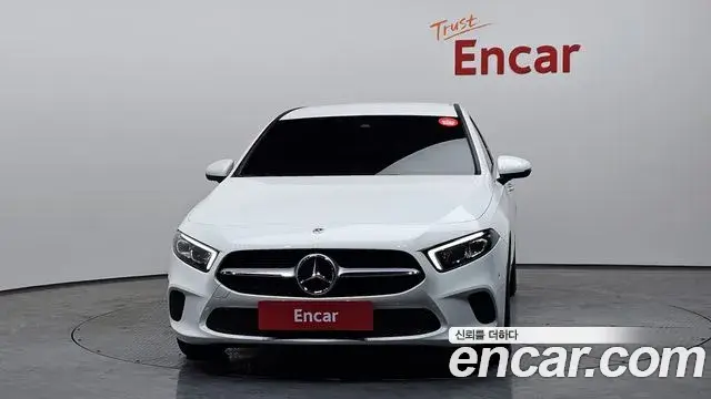 Mercedes-Benz A-Class 2022 — Фото 3/20