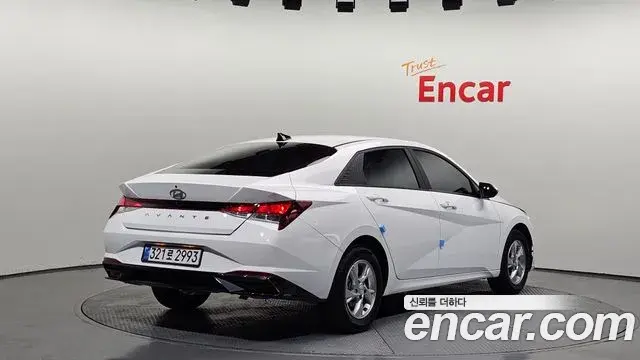 Hyundai The New Avante Hybrid 2023 — ფოტო 1/20