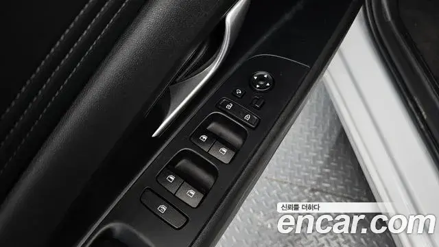 Hyundai The New Avante Hybrid 2023 — ფოტო 8/20