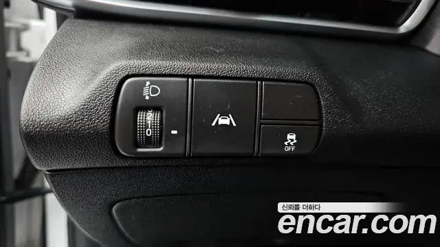 Hyundai The New Avante Hybrid 2023 — ფოტო 4/20