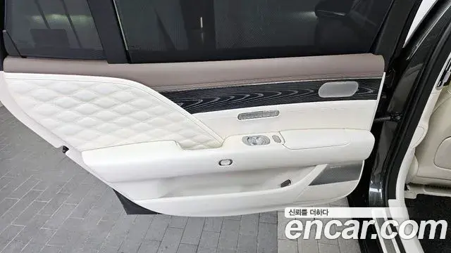 Genesis G90 2024 — ფოტო 10/33