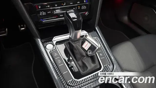 Volkswagen Arteon 2022 — ფოტო 2/20