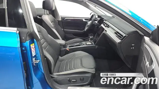 Volkswagen Arteon 2022 — ფოტო 18/20