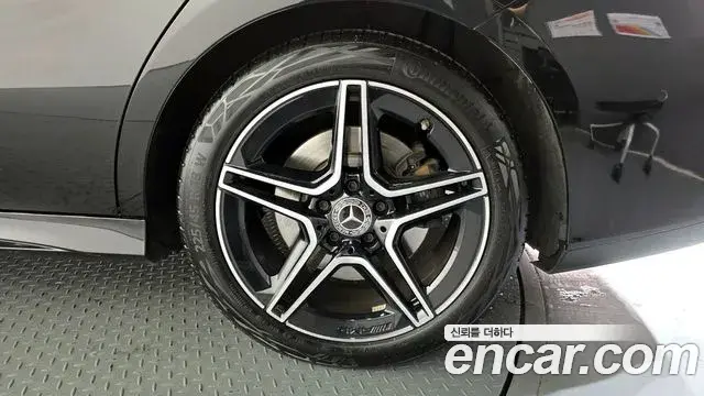 Mercedes-Benz CLA-Class 2022 — Photo 6/30