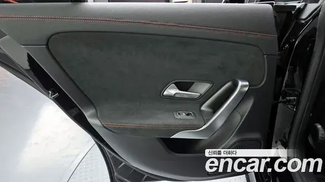 Mercedes-Benz CLA-Class 2022 — Photo 11/30