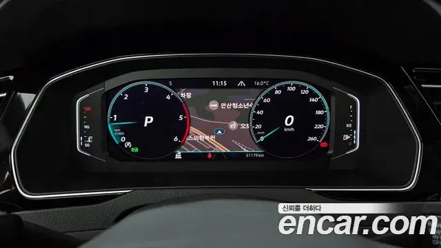 Volkswagen Passat GT 2021 — Photo 19/20