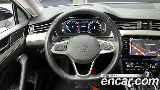 Volkswagen Passat GT 2021 — Photo 2/20