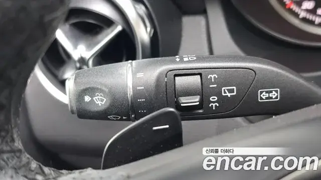 Mercedes-Benz GLA-Class 2019 — Şəkil 5/34