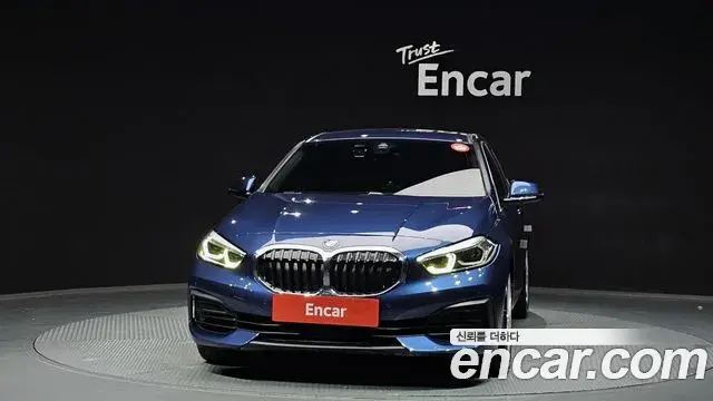 BMW 1 Series 2021 — ფოტო 15/20