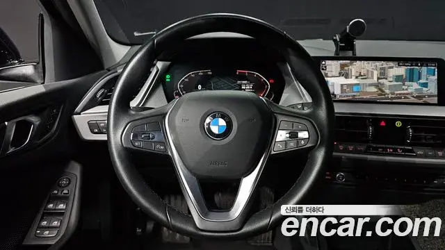 BMW 1 Series 2021 — ფოტო 10/20