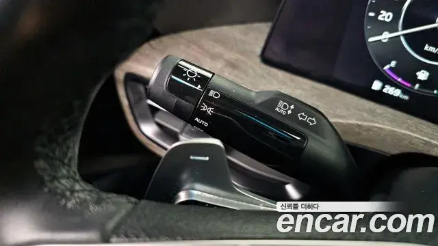 Kia K8 2021 — ფოტო 7/32