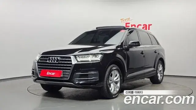 Audi Q7 2019 — ფოტო 4/30