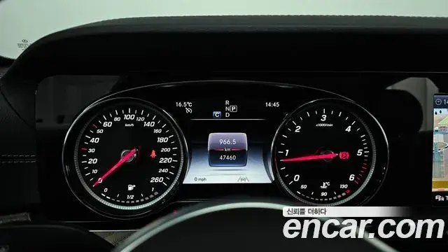 Mercedes-Benz E-Class 2020 — Фото 8/20