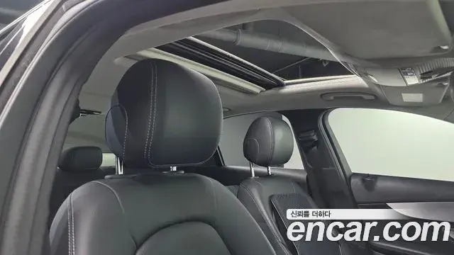 Mercedes-Benz C-Class 2018 — Şəkil 2/20