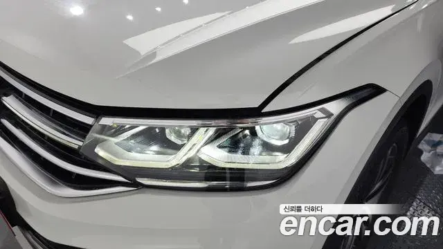 Volkswagen Tiguan Allspace 2023 — Şəkil 33/34