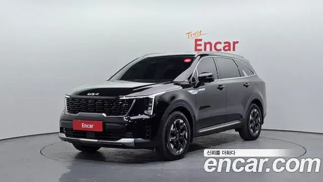 Kia Sorento 2023 — Фото 1/20