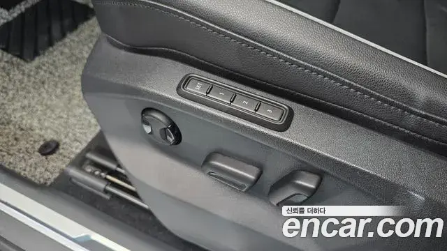 Volkswagen Tiguan 2020 — Photo 28/33