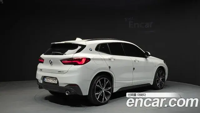 BMW X2 2023 — Фото 1/20
