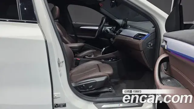 BMW X2 2023 — Фото 11/20