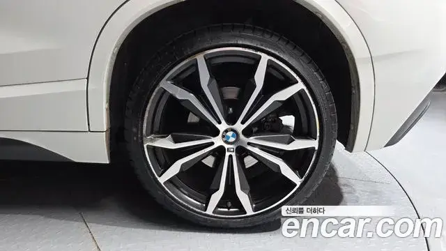 BMW X2 2023 — Фото 16/20