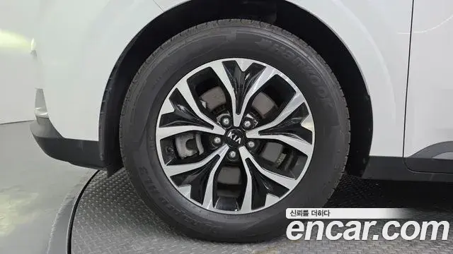 Kia Carnival 2021 — Şəkil 5/20