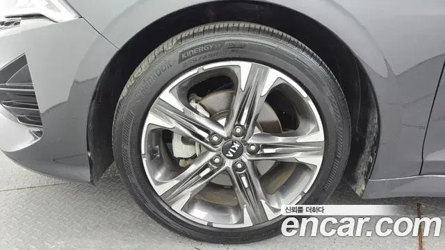 Kia K5 2020 — Şəkil 9/32