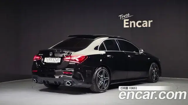 Mercedes-Benz A-Class 2020 — Фото 2/20