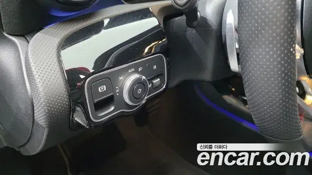 Mercedes-Benz A-Class 2020 — Фото 15/20