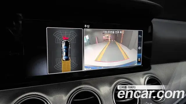 Mercedes-Benz E-Class 2018 — Фото 14/20