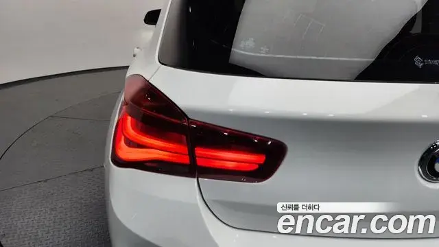 BMW 1 Series 2018 — Photo 18/32