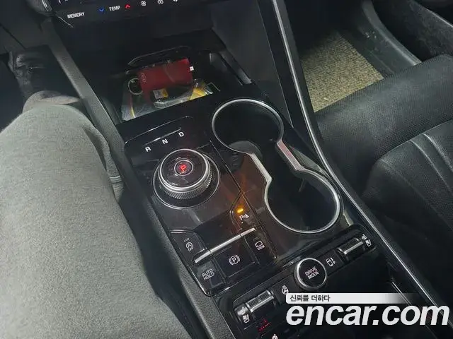Kia K5 2020 — Şəkil 7/17