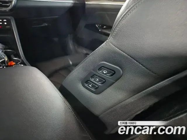 Kia K5 2020 — Şəkil 15/17