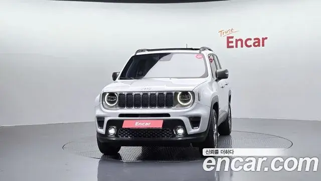 Jeep Renegade 2019 — Photo 24/35