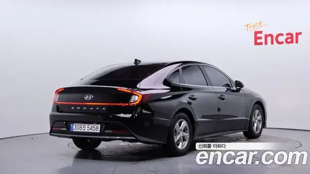 Hyundai Sonata 2023 — Фото 2/20