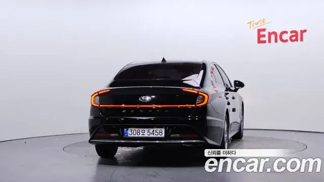 Hyundai Sonata 2023 — Фото 4/20