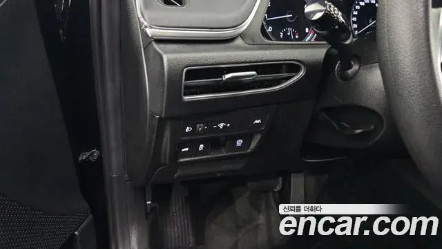 Hyundai Sonata 2023 — Фото 19/20