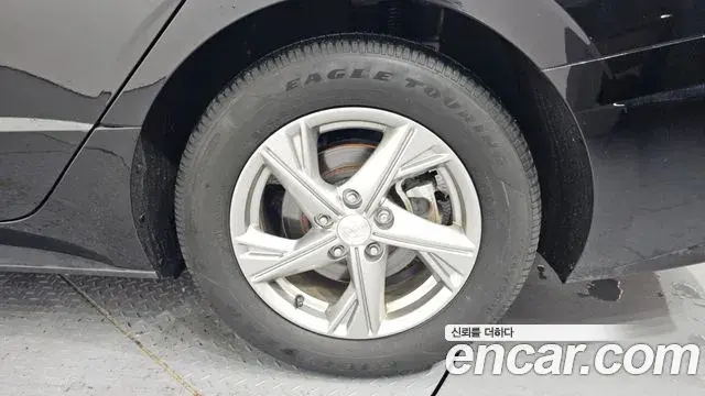 Hyundai Sonata Hybrid 2023 — Şəkil 17/30