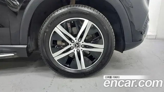 Mercedes-Benz GLE-Class 2020 — Şəkil 15/20