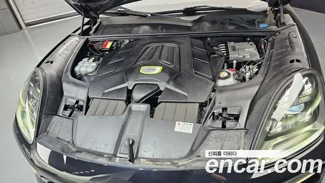 Porsche Cayenne 2021 — Şəkil 15/30