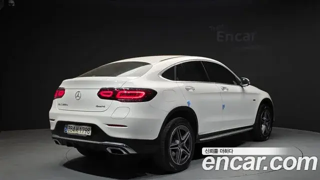 Mercedes-Benz GLC-Class 2021 — Şəkil 18/33