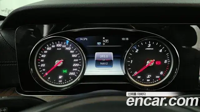 Mercedes-Benz E-Class 2018 — Фото 8/20