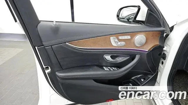 Mercedes-Benz E-Class 2018 — Şəkil 4/34