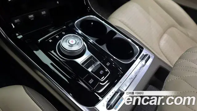 Kia Carnival 2023 — Фото 9/20
