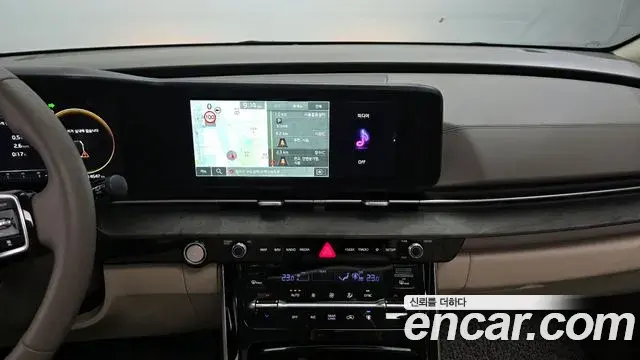 Kia Carnival 2023 — Фото 15/20