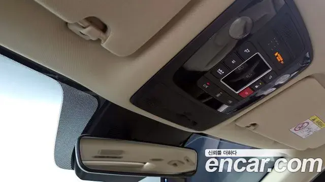 Kia Carnival 2023 — Фото 20/20