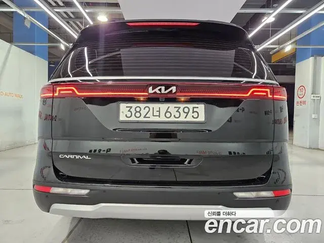 Kia Carnival 2022 — Фото 2/20
